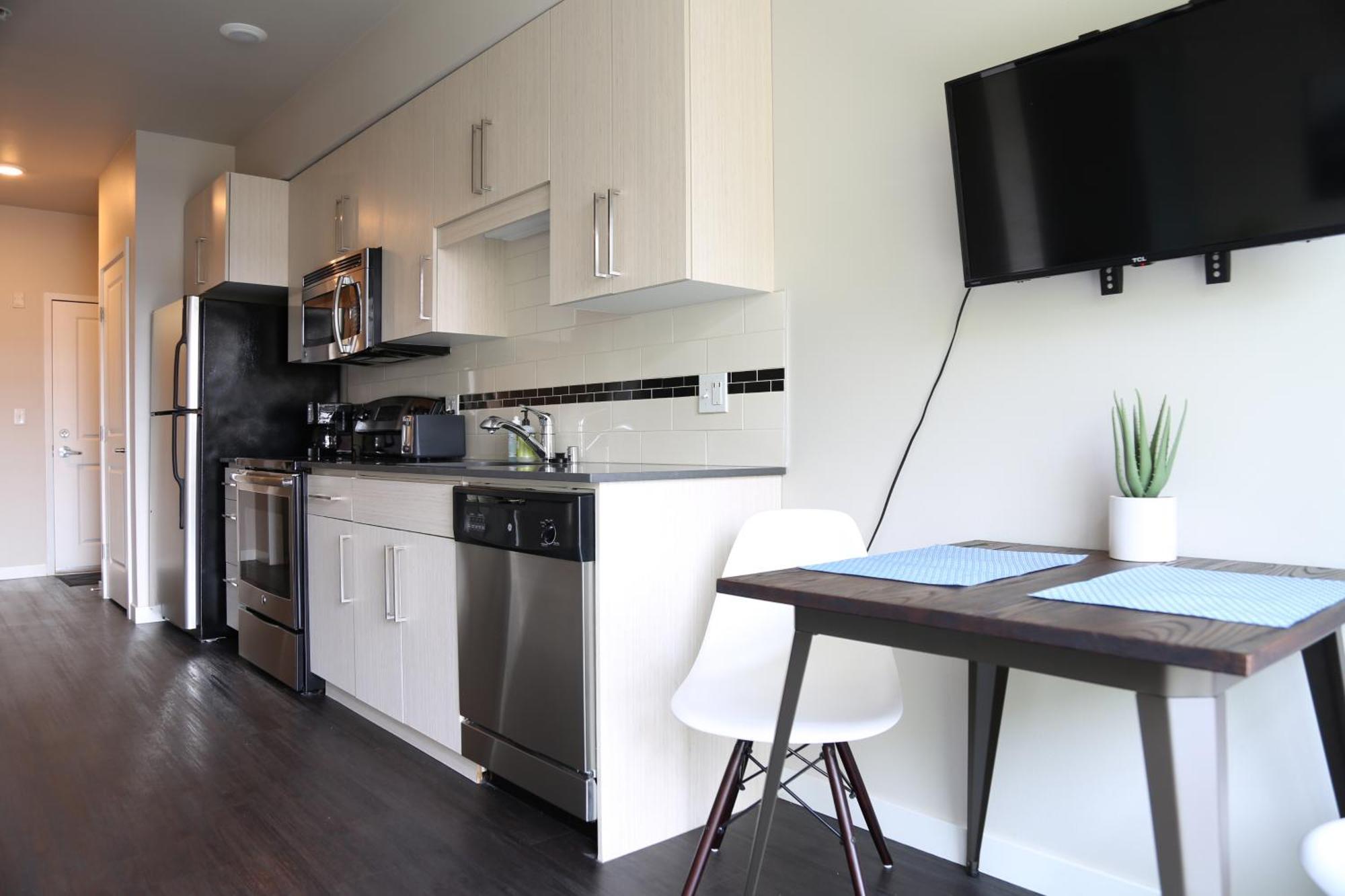Queen Anne Abode - 1 Block From Cpa! - Free Parking! Seattle Exteriör bild